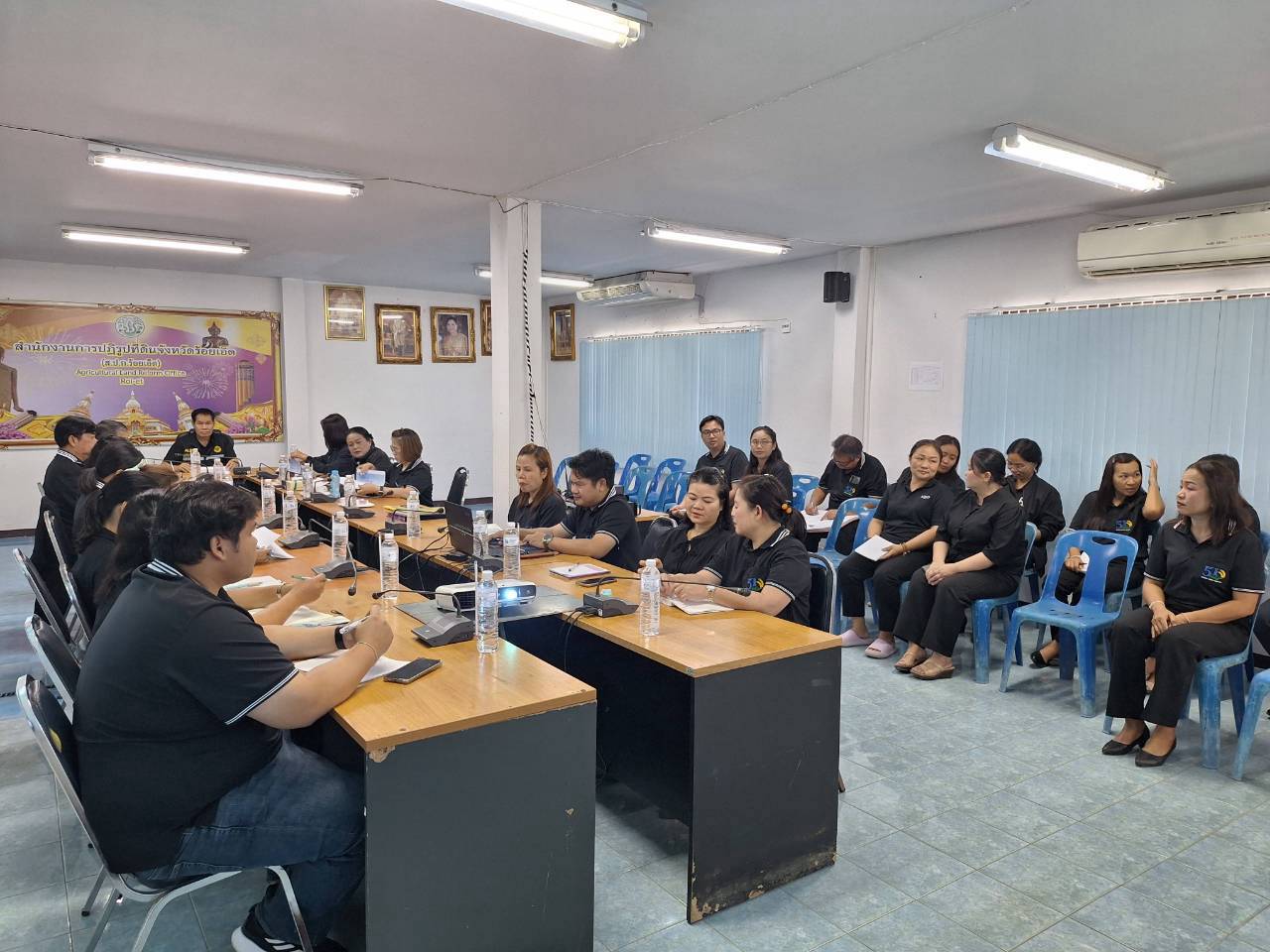 title - ผู้ตรวจราชการ ส.ป.ก. ลงพื้นที่จังหวัดร้อยเอ็ด และจังหวัดกาฬสินธุ์ ประชุมตรวจราชการและติดตามความก้าวหน้าผลการดำเนินงาน รอบที่ 2 